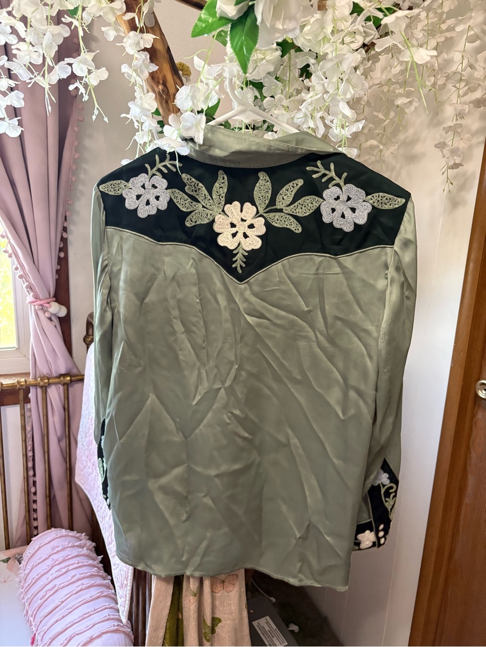 THE GREAT. Sage Green Satin Embroidered Western Heritage Shirt in Dried Sage - Picture 12 of 14